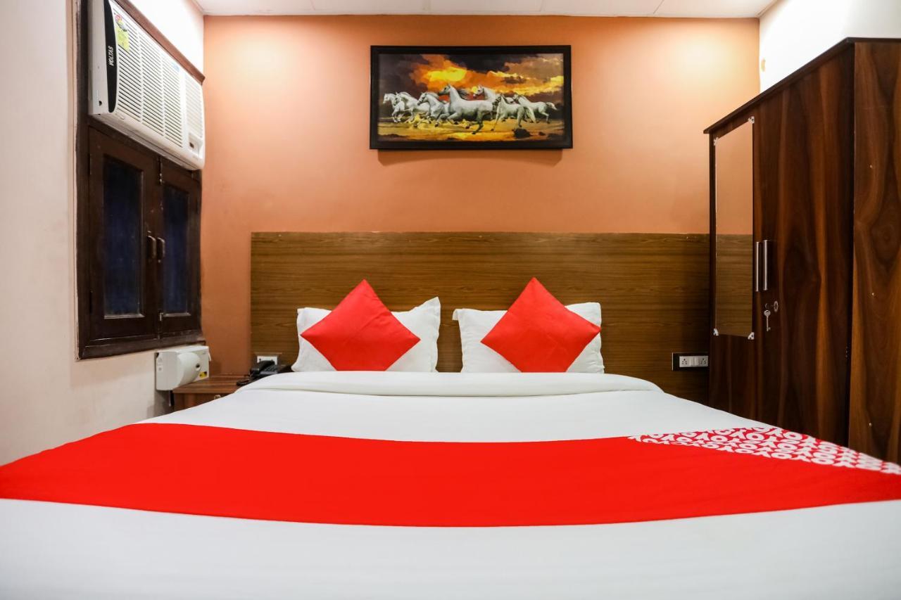 Oyo 72993 Hotel The Gold Faridabad Exterior foto
